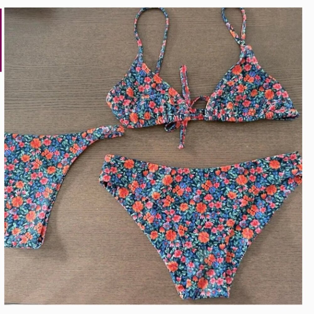 Kulani Kinis bikini in Wahine with two bottoms